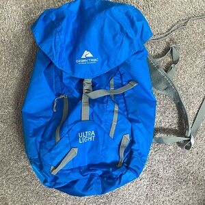 OZARK TRAIL Daypack Ultra Lightweight backpack
